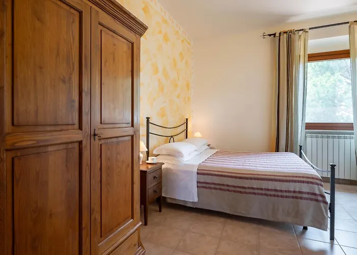 בית חווה Baia Degli Ulivi